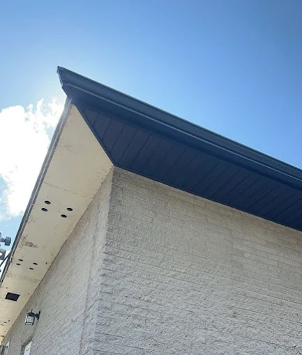 Soffit and Fascia Replacement in Windsor-Essex | A-Z Seamless Gutters Expert Guide