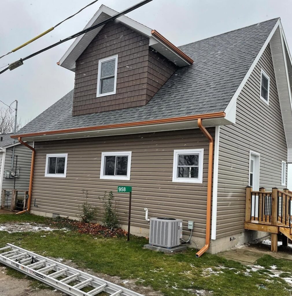Gutter Repair or Replacement in Windsor, ON | A-Z Seamless Gutters