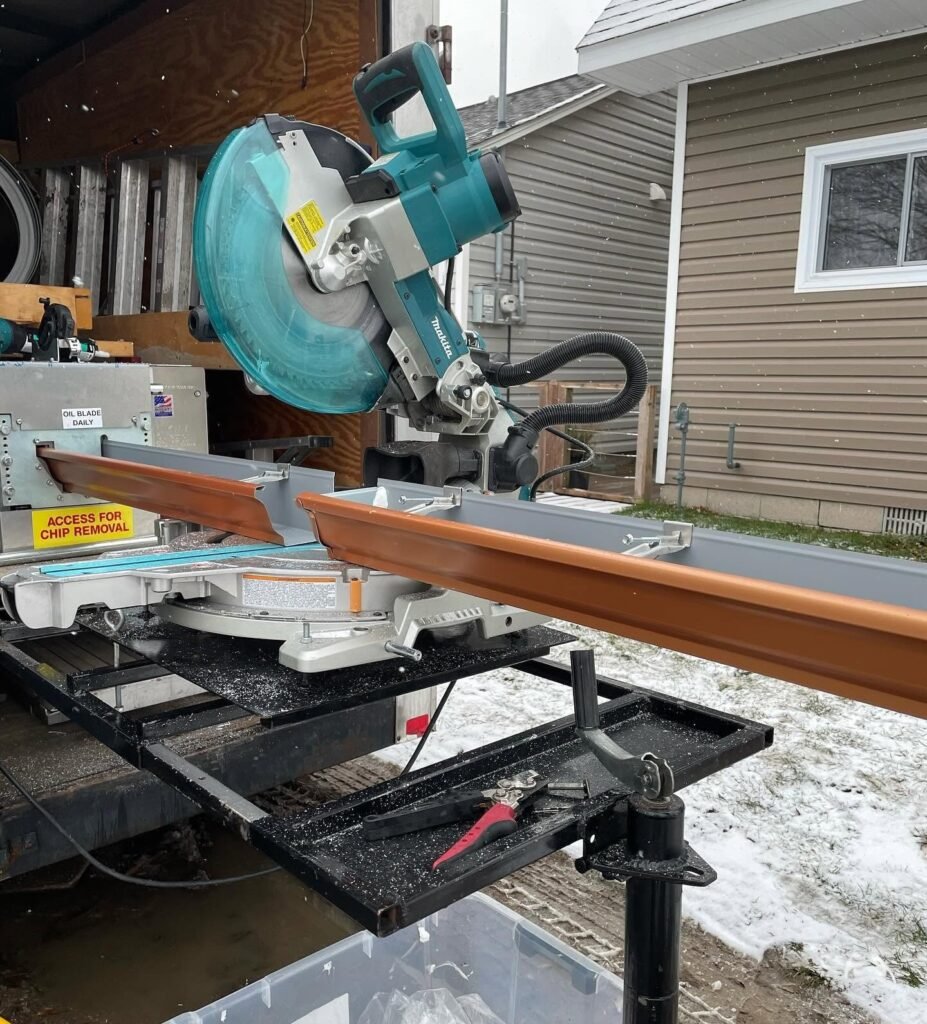 Gutter Repair or Replacement in Windsor, ON | A-Z Seamless Gutters